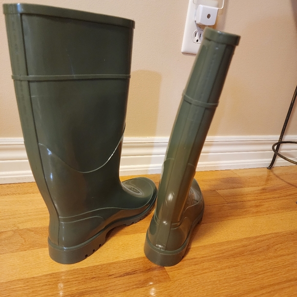 PINKO Love-embossed wellington boots .NWOT .(  big for me) - Picture 6 of 12